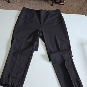 Black size 8 pants
